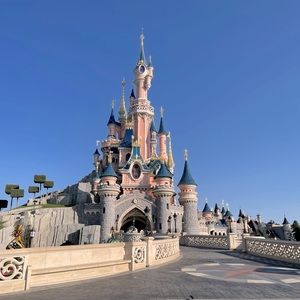 Meet your Posher, Ione